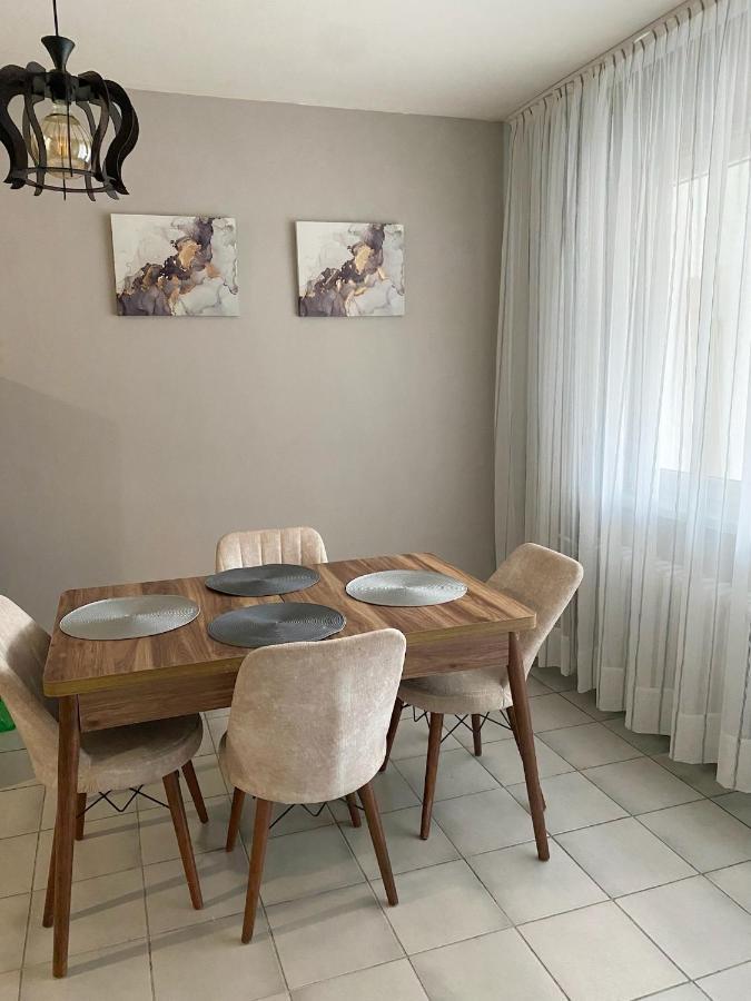 Spacious Next To South Park просторен до южен парк Location Sofia